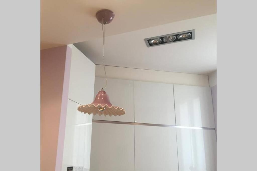 Squisito In Stabile Vecchia Appartamento *